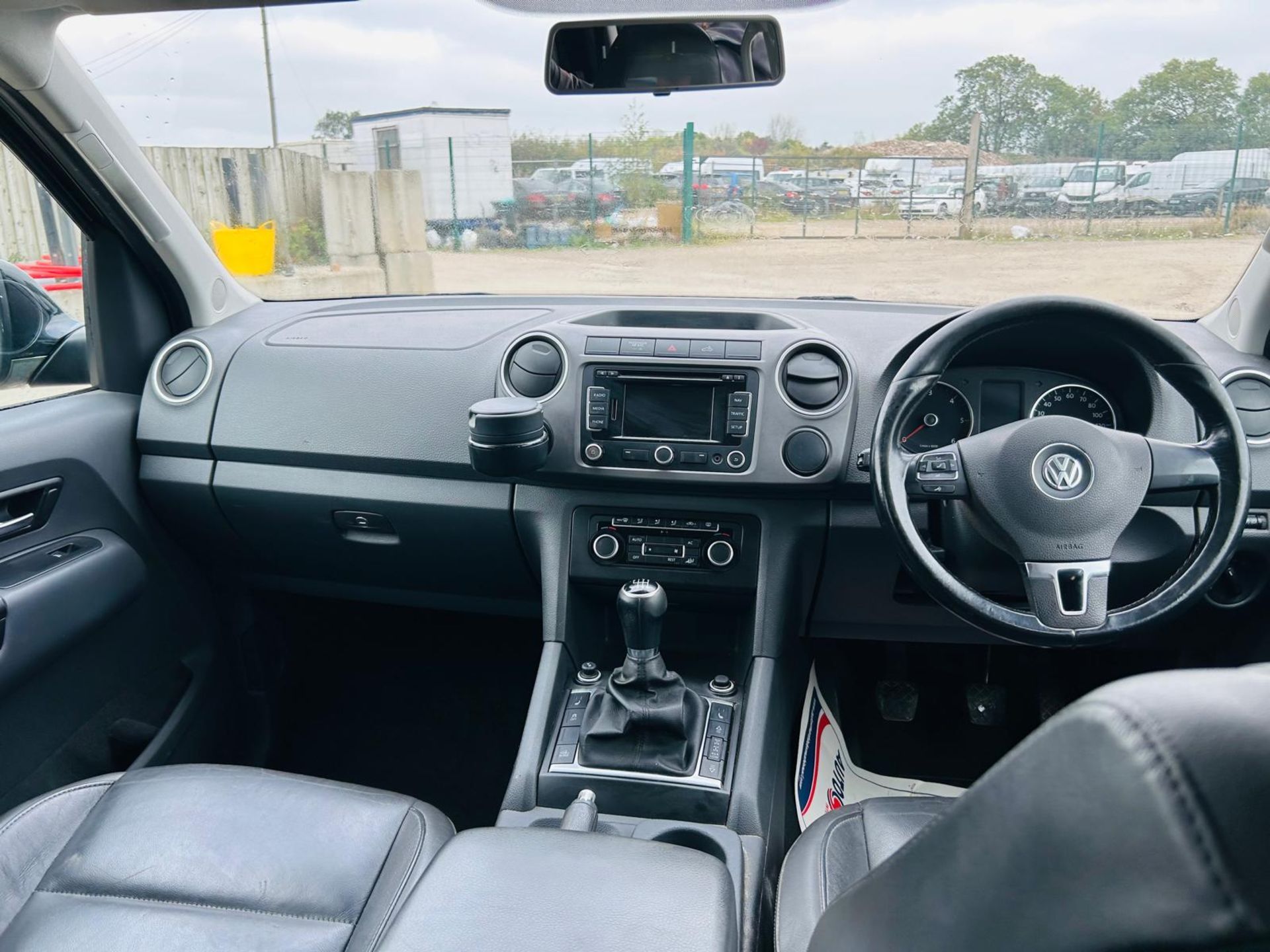 VOLKSWAGEN AMAROK A32 BITDI 163 HIGHLINE 4MOTION CREWCAB PICK-UP (12REG) *AUTO S/S * WELL SERVICED ! - Image 14 of 22