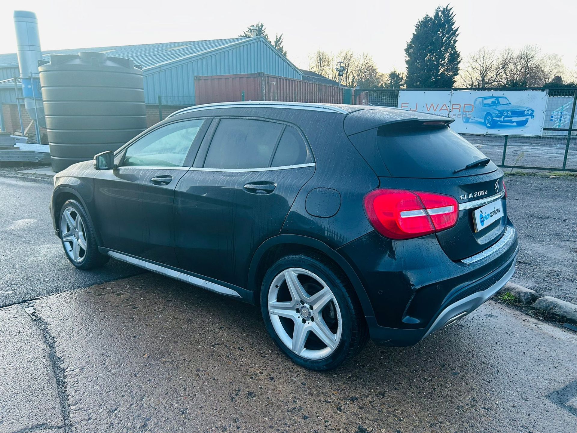 (ON SALE) MERCEDES BENZ GLA 200 D * AMG LINE PREMIUM 4M DCT * (65 REG) * AUTOMATIC * - Image 5 of 25