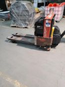 LIFTOW ELECTRIC 48'' model: 40 GPW- 4 -14, 4000LBS, Pallet jack, good battery, c/w: light & Charger