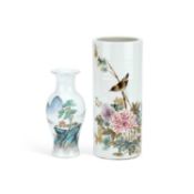 TWO CHINESE PORCELAIN VASES EARLY 20TH CENTURY