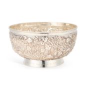 A FINE LARGE CHINESE SILVER BOWL LATE 19TH/ EARLY 20TH CENTURY