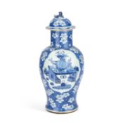 A LARGE CHINESE BLUE AND WHITE PORCELAIN VASE AND COVER 19TH CENTURY
