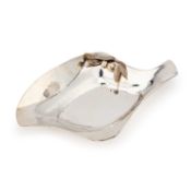 AN ITALIAN SILVER TABLE DISH