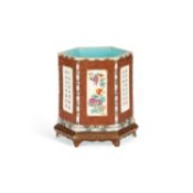 A CHINESE PORCELAIN HEXAGONAL BRUSH POT
