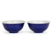 A PAIR OF CHINESE BLUE-GLAZED PORCELAIN BOWLS