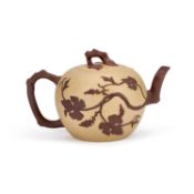 A FINE AND LARGE CHINESE YIXING STONEWARE TEAPOT AND COVER 18TH CENTURY
