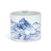 A CHINESE BLUE AND WHITE PORCELAIN 'LANDSCAPE' BRUSH POT