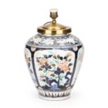 A JAPANESE IMARI VASE CIRCA 1680