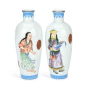 A PAIR OF CHINESE FAMILLE ROSE VASES