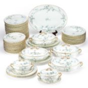 AN EXTENSIVE MINTONS DINNER SERVICE