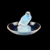 RENÉ LALIQUE (FRENCH, 1860-1945), 'MOINEAU', A CENDRIER DESIGNED 1925