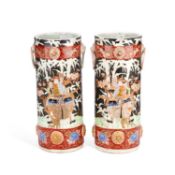 A PAIR OF JAPANESE IMARI VASES CIRCA 1900
