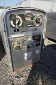 Lot 248- LINCOLN MARINE STYLE WELDER SHIELD ARC SAE-400, DIESEL, HOURS SHOWING: 1,216