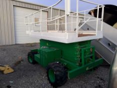 JLG Scissor Lift (Brand New Tires)