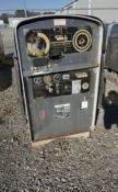 Lot 253- LINCOLN MARINE STYLE WELDER SHIELD ARC SAE-400, DIESEL, HOURS SHOWING: 2,909
