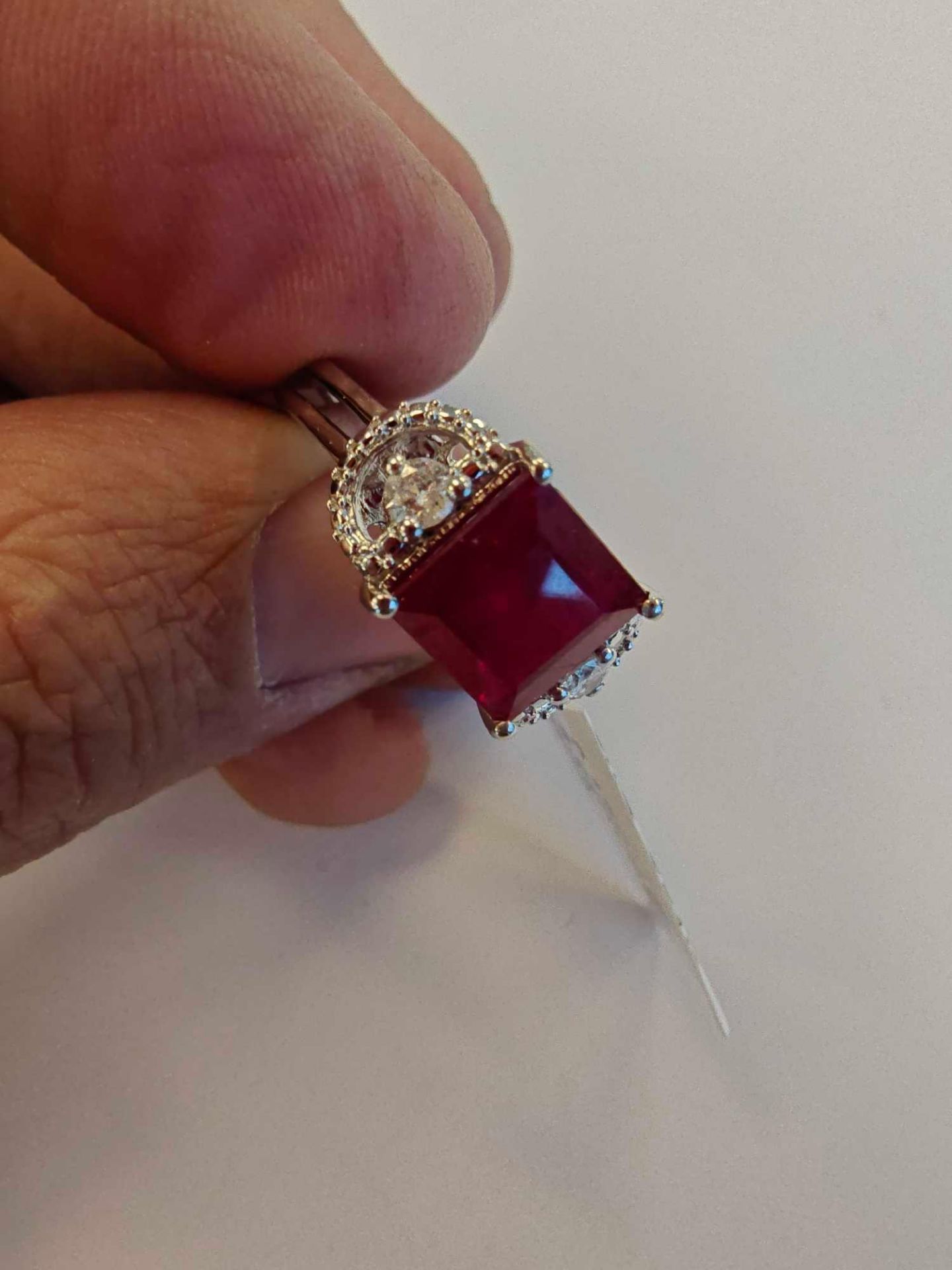 Ruby and diamond ring in sterling silver - Image 2 of 4