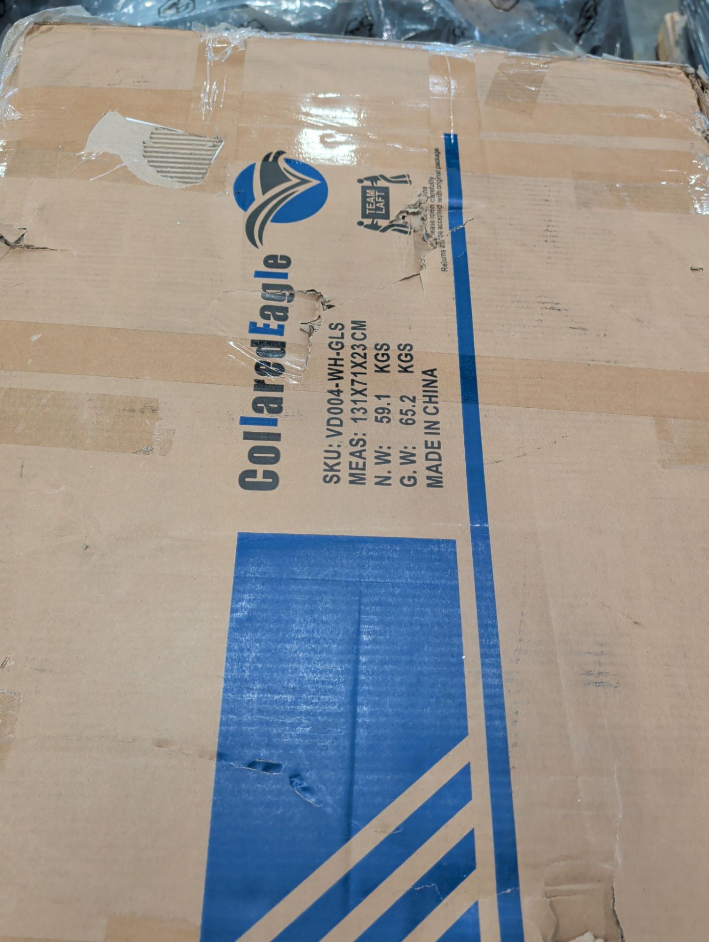 Miscellaneous furniture, collared eagle, multiple mattresses