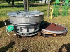 Kason 60in Vibrating screener/sifter/separator has extra Stainless screens for Lot 149.