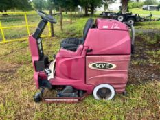 Minuteman SCV 28/32 ride on Floor Scrubber electric, needs batteries