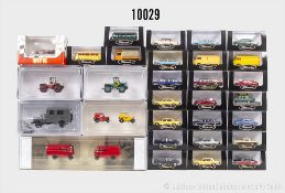Brekina H0 Modellfahrzeuge, dabei Pkw, Traktoren usw., Z 0, ...