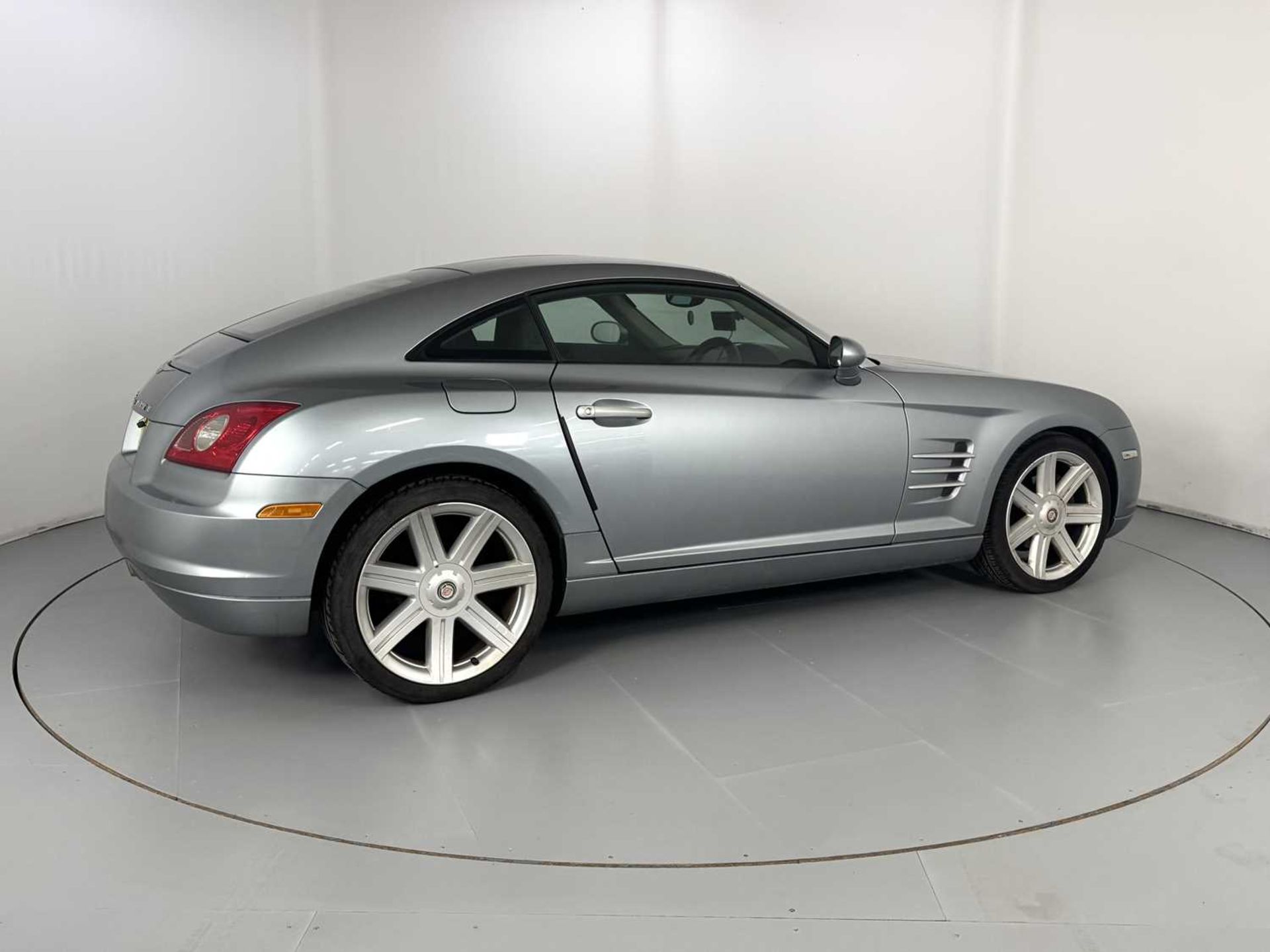 2004 Chrysler Crossfire - Image 10 of 29