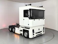 1/2 Scale Renault Magnum