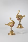 Bedeutendes Paar Salzgefäße in Form von Truthähnen