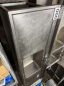 S/S SINK WITH DRAINER.