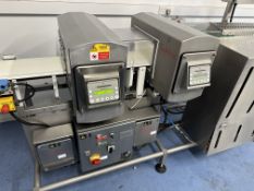 SAFELINE TWIN HEAD METAL DETECTOR.