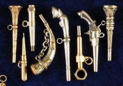 Sammlung mit 8 antiken Taschenuhrschlüsseln