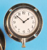 Borduhr mit Stiftankerhemmung und 4 Bohrungen zum Festschrauben