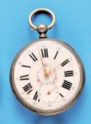 Silbertaschenuhr mit Schlüsselaufzug und graviertem Werk