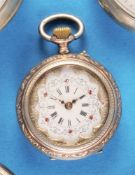 Alpenländische Damentaschenuhr im Holzetui