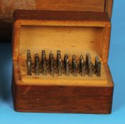 Punzen im Holzkästchen, 36 Stück (6811)