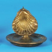 Taschenuhrständer Messing in Form einer Muschel