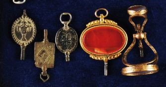 Sammlung mit 5 antiken Taschenuhrschlüsseln