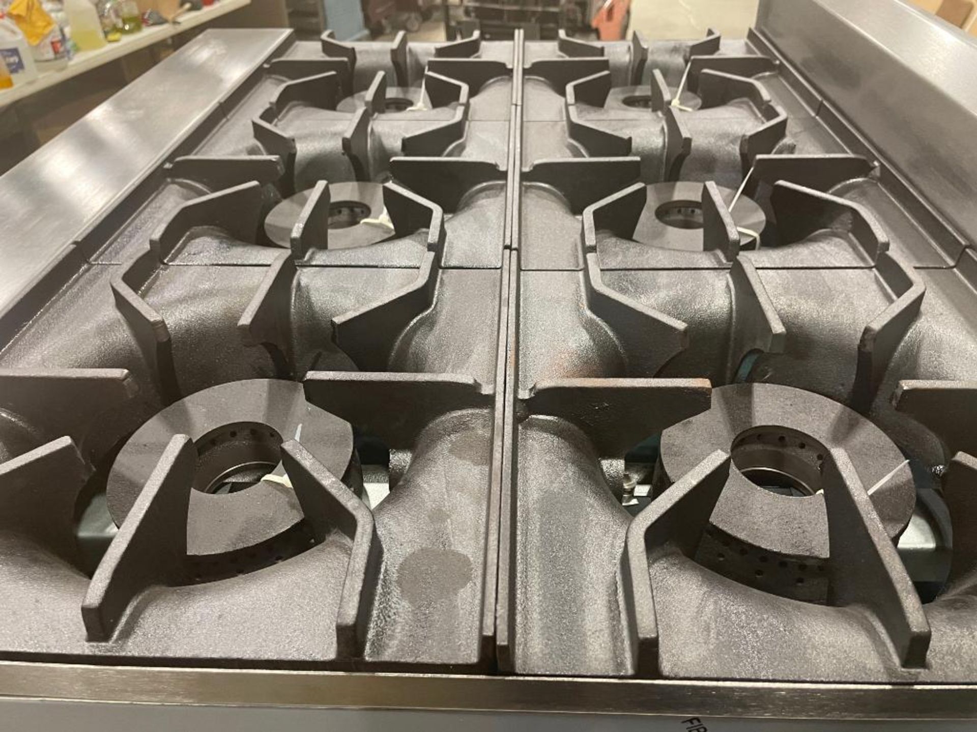 NEW SIERRA HP636 6-BURNER GAS COUNTERTOP HOT PLATE - Image 10 of 17