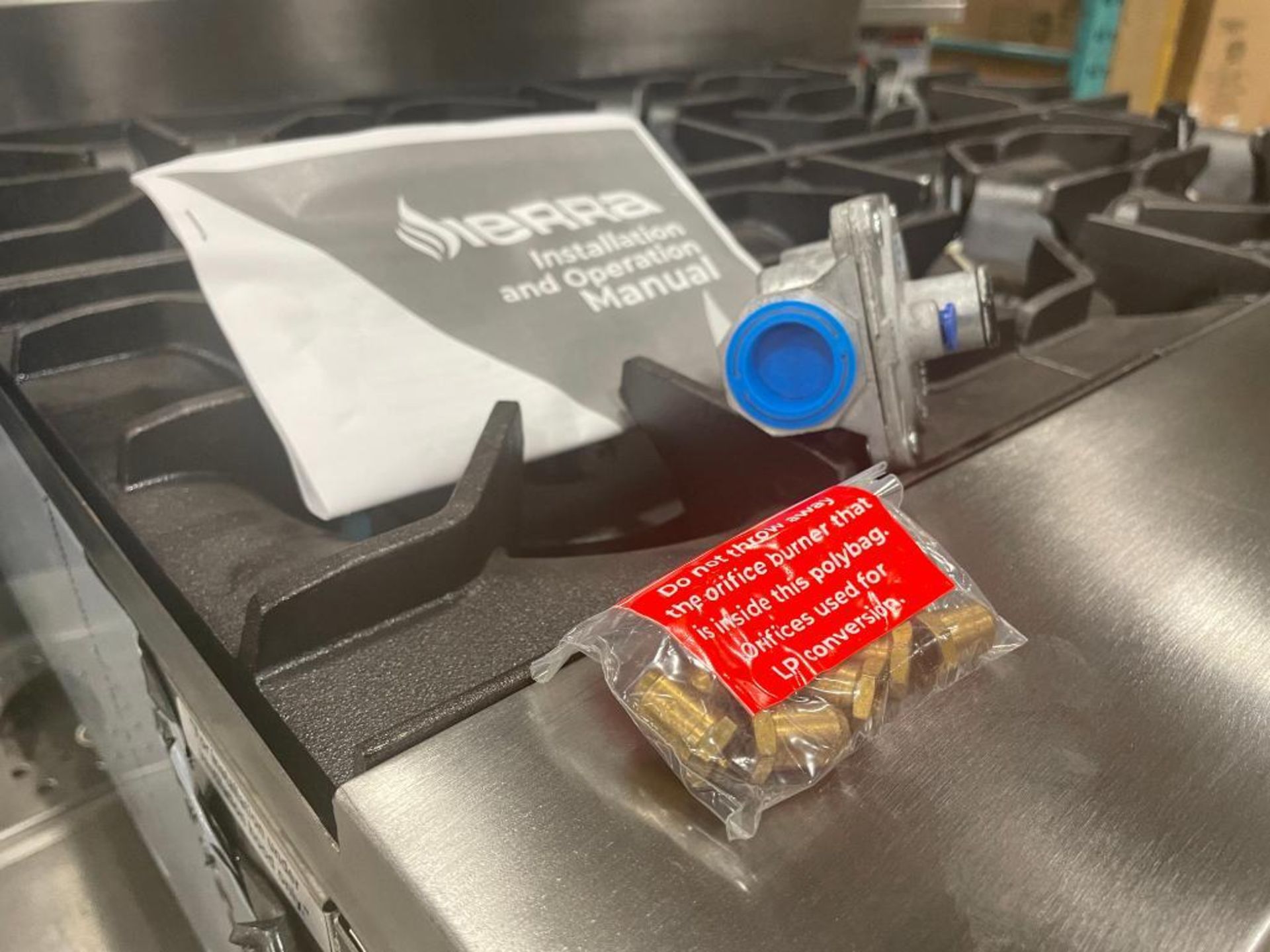 NEW SIERRA HP636 6-BURNER GAS COUNTERTOP HOT PLATE - Image 15 of 17