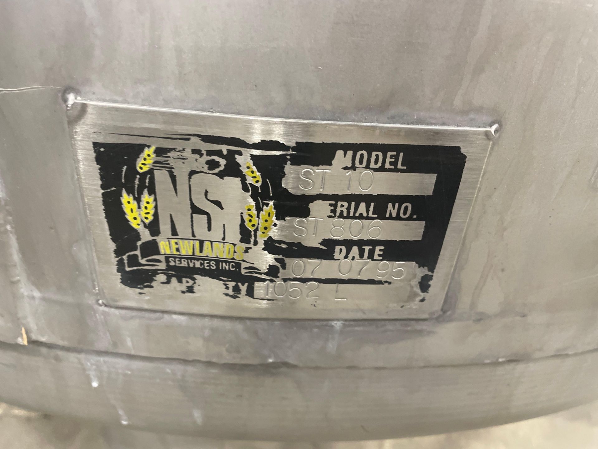 (2) NSI 1,000L STAINLESS STEEL UNJACKETED MATURATION TANKS - DOUBLE STACK, 2,000L TOTAL CAPACITY - Image 8 of 12