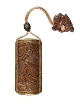 KAKOSAI LINEAGEA GOLD-LACQUER FIVE-CASE INRO, EDO PERIOD (1615-1868), EARLY 19TH CENTURY