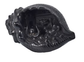 Ω MITSUSADAA DARK WOOD NETSUKE, THE LEGEND OF THE PEARL DIVER PRINCESS TAMATORI AND THE DRAGON KING