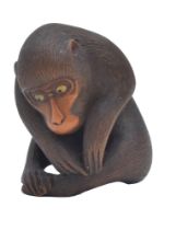 KOICHA WOOD NETSUKE OF A MONKEY, EDO PERIOD (1615-1868), MID 19TH CENTURY