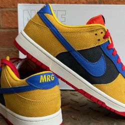 Sneakers - the Private Collection of Mr G