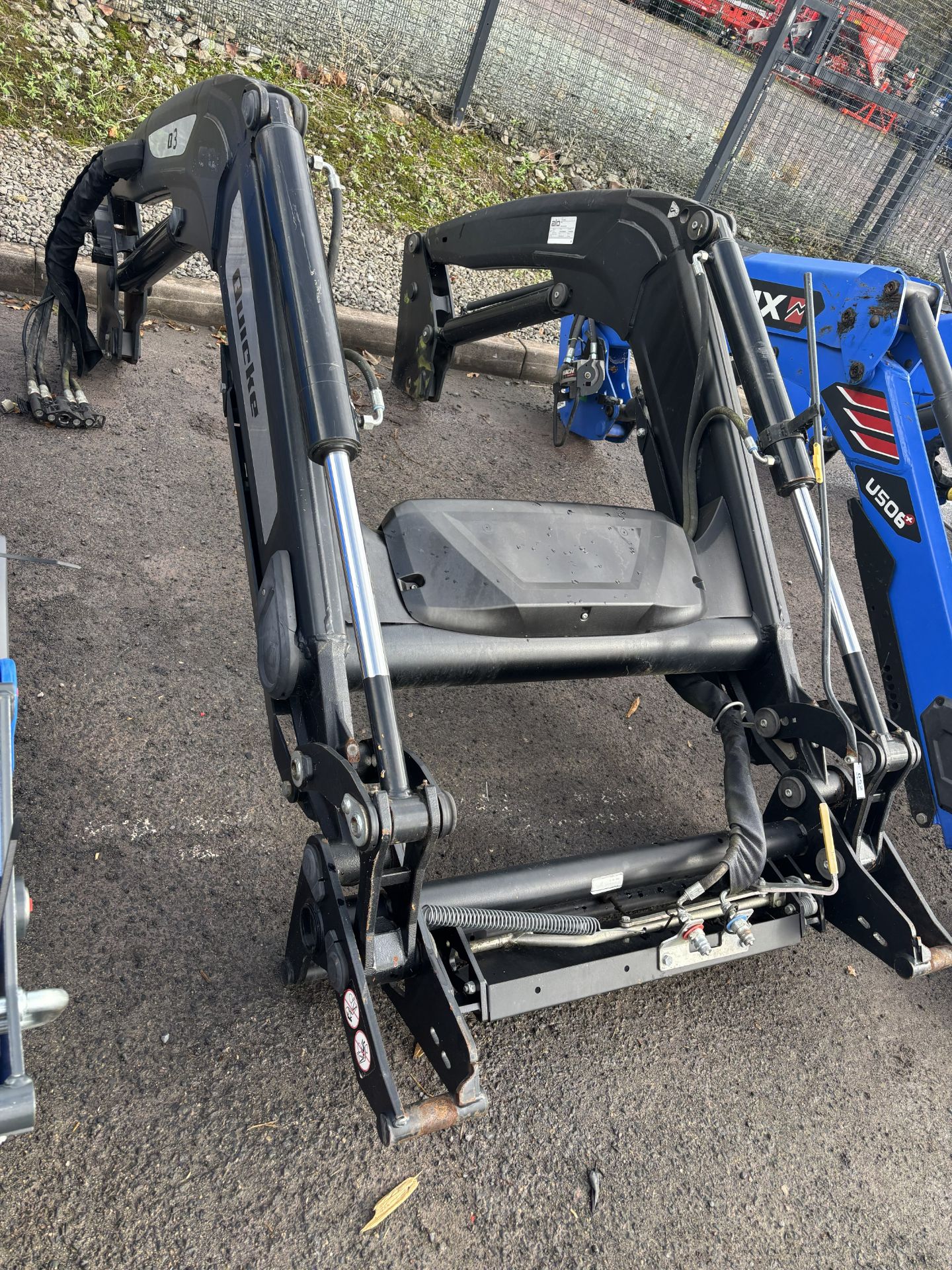 Quickie (ALO) Q3DME MC431/25D Tractor front end loaderSerial No ...