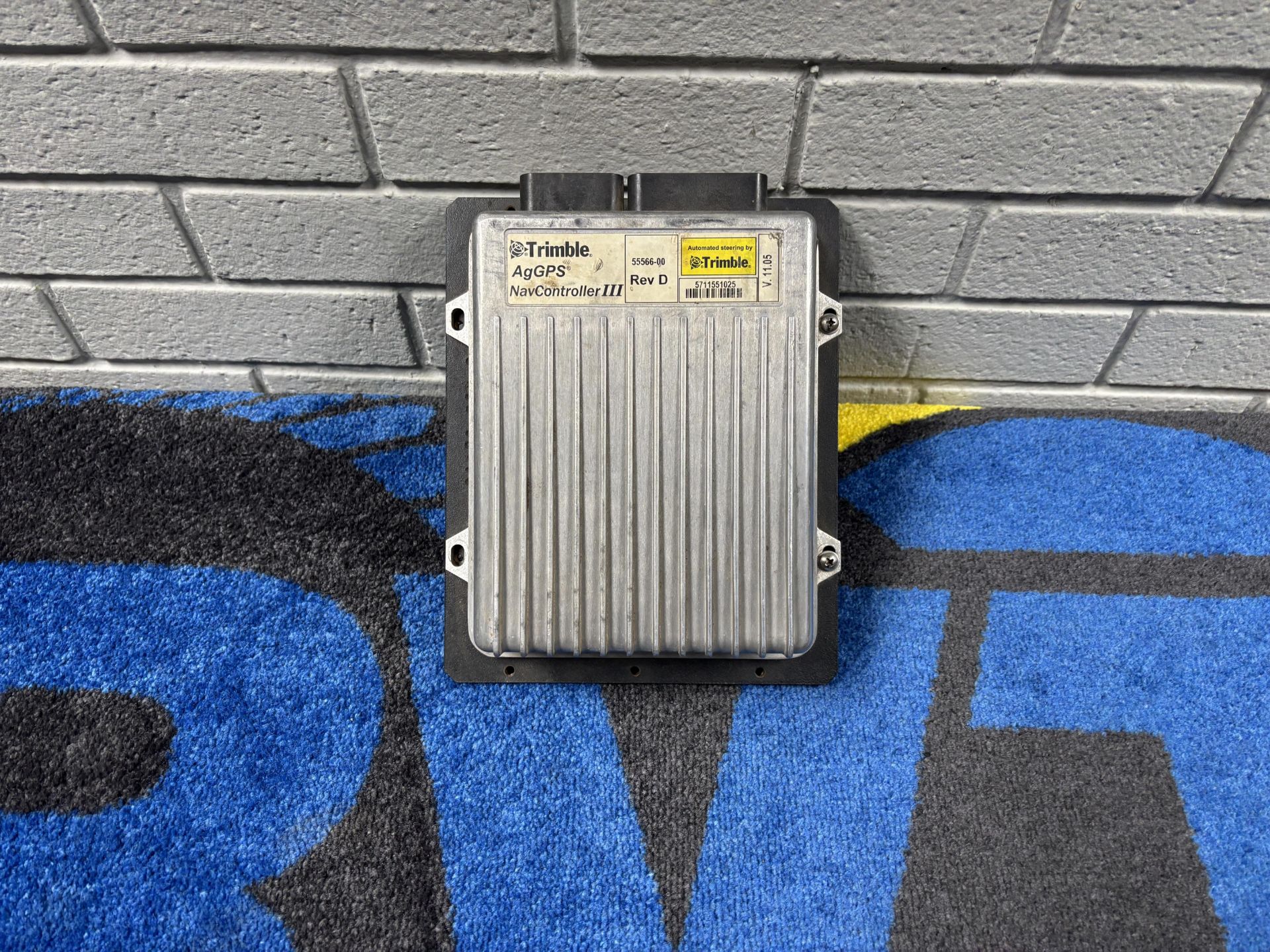 Trimble TMX-2050 GPS & Nav SystemWith Trimble TMX-2050 12
