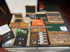 Precision measuring equipment comprising Mitutoyo internal micrometers, gauges, vernier calipers,