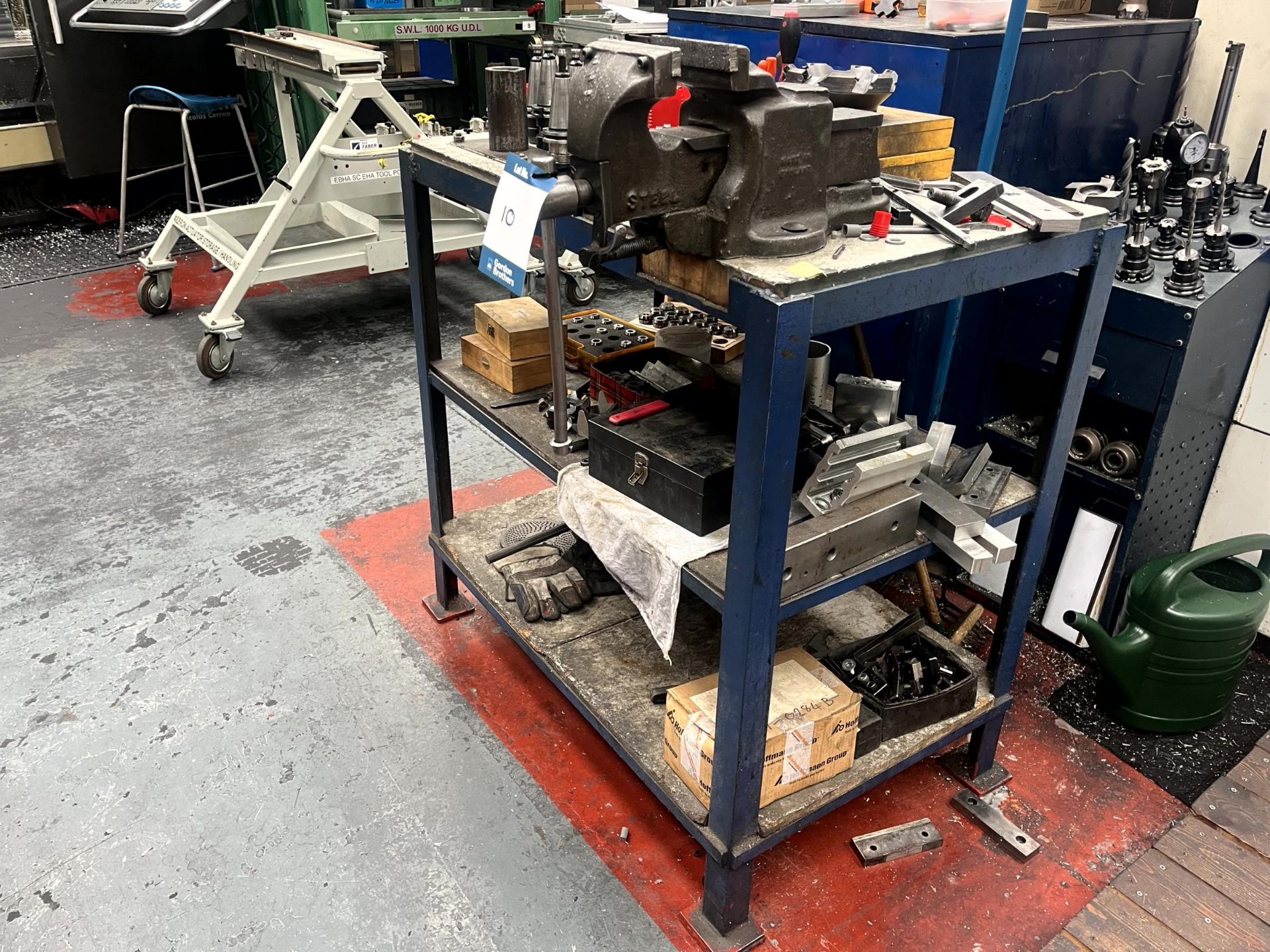 Huron CX10 vertical milling machine, Serial No. 00A410 (2000) with external swarf conveyor, metal - Image 15 of 20