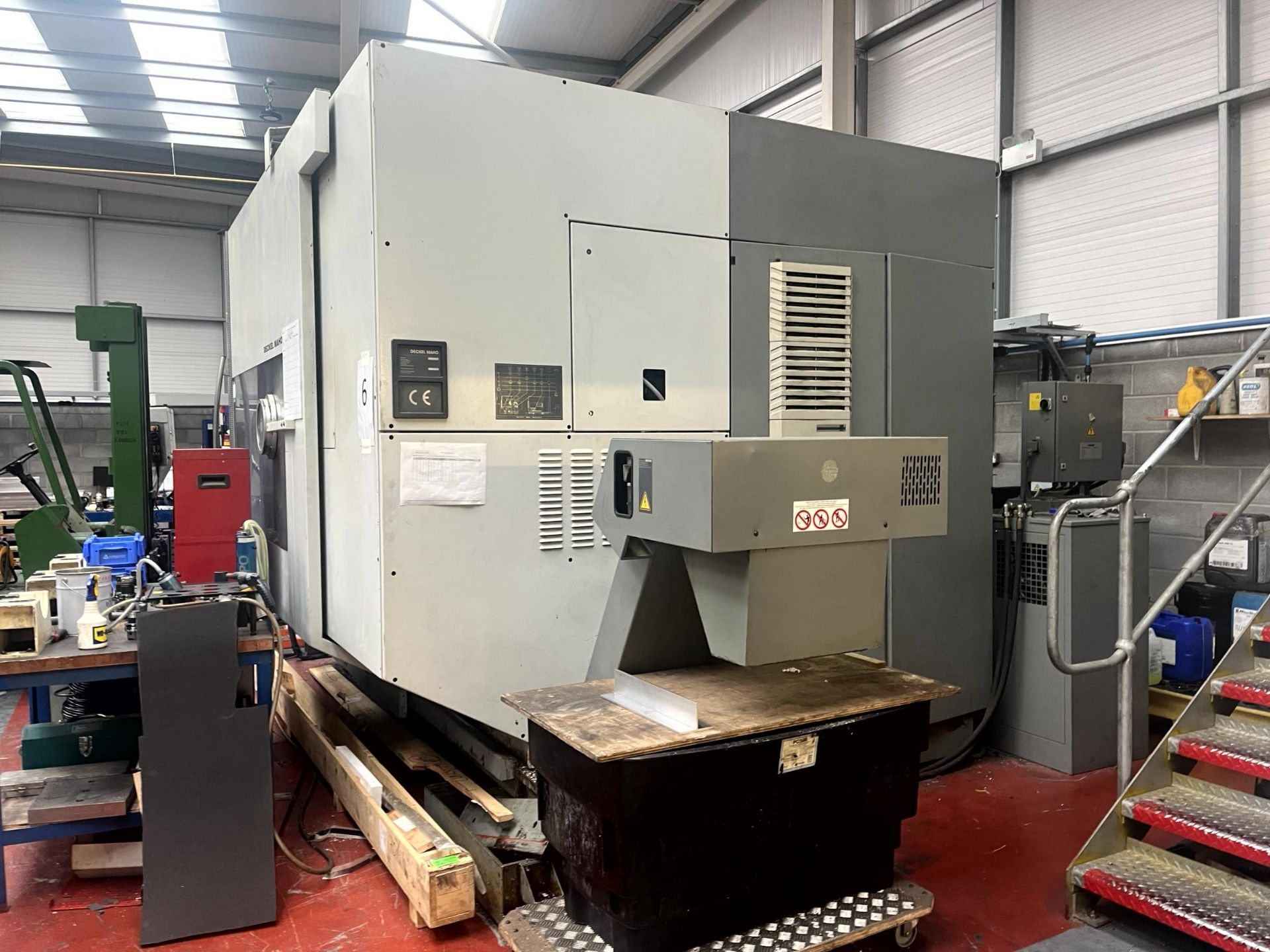 Deckel Maho DMU125P Hi-dyn 5-axis CNC vertical milling machine, Serial No. 11180001413 (2001) with - Image 3 of 31