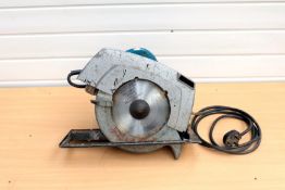 Makita 9" Circular Saw. Single Phase: 380 Watt.