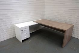 L Shaped Desk With Built in Drawer Unit. L: 1840mm W: 2000mm.